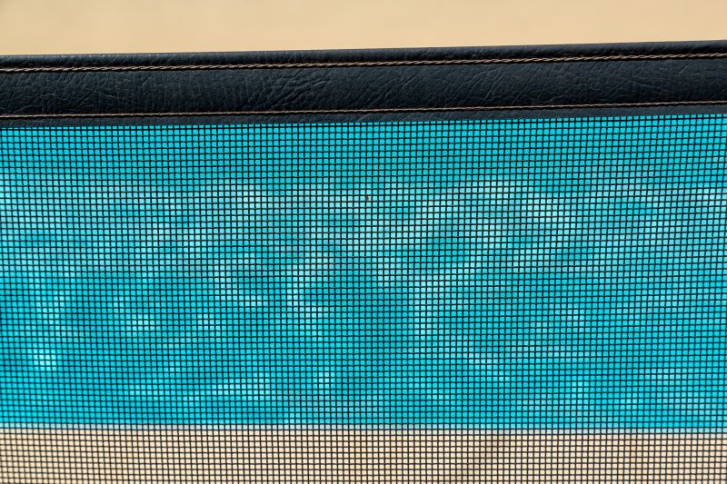 Mesh Pool Fence Construction